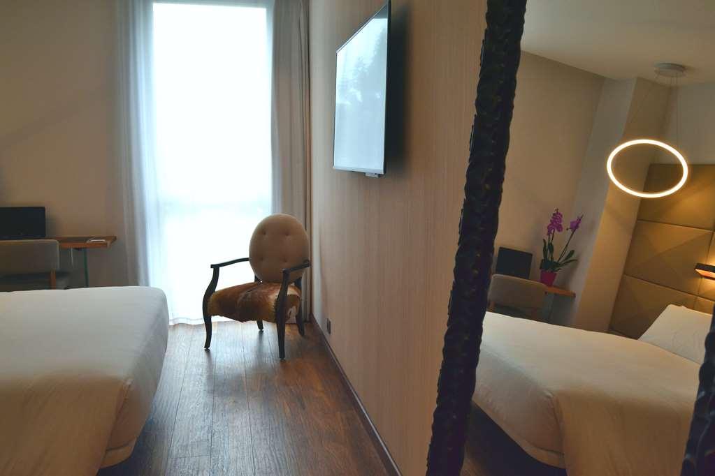 Hotel Sb Glow Barcelona Quarto foto